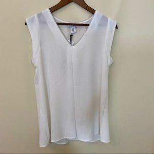 Matteson Silver Trim Neckline White Sleeveless Blouse Size Medium NWT